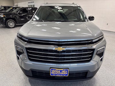 2027 Chevrolet Traverse LT 2LT