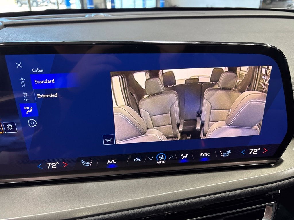 2027 Chevrolet Traverse LT 2LT