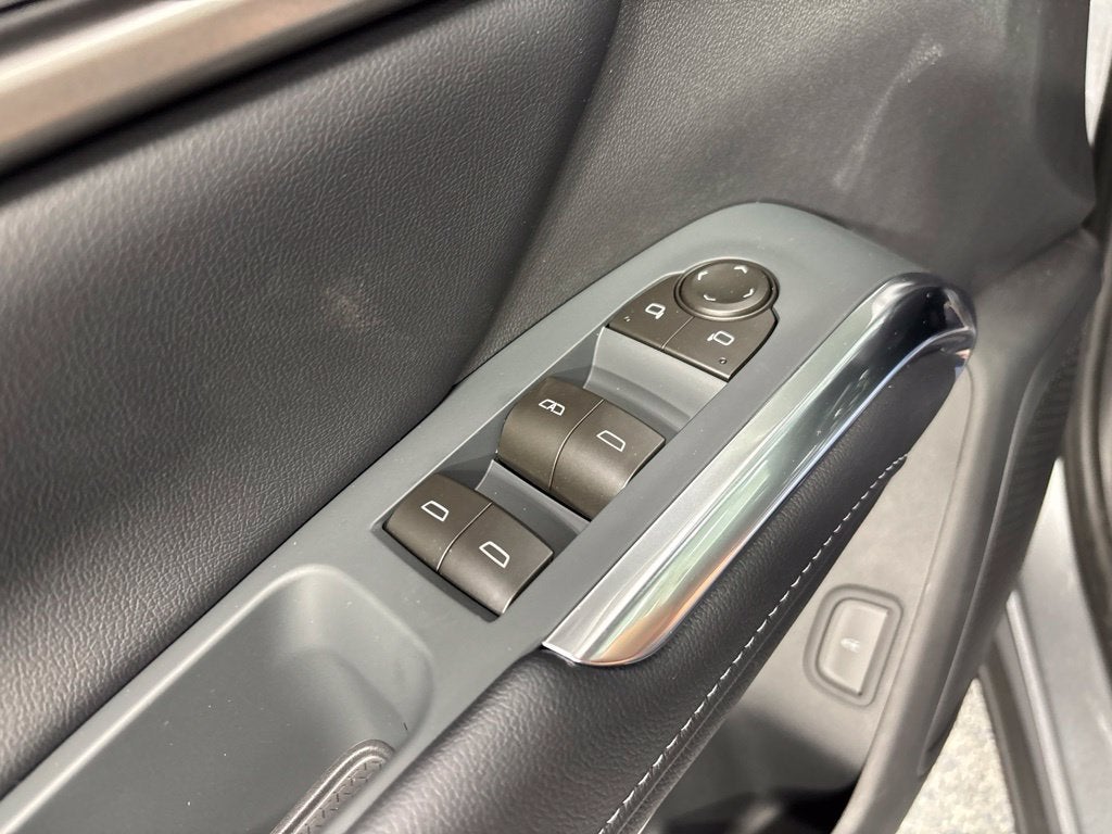 2027 Chevrolet Traverse LT 2LT