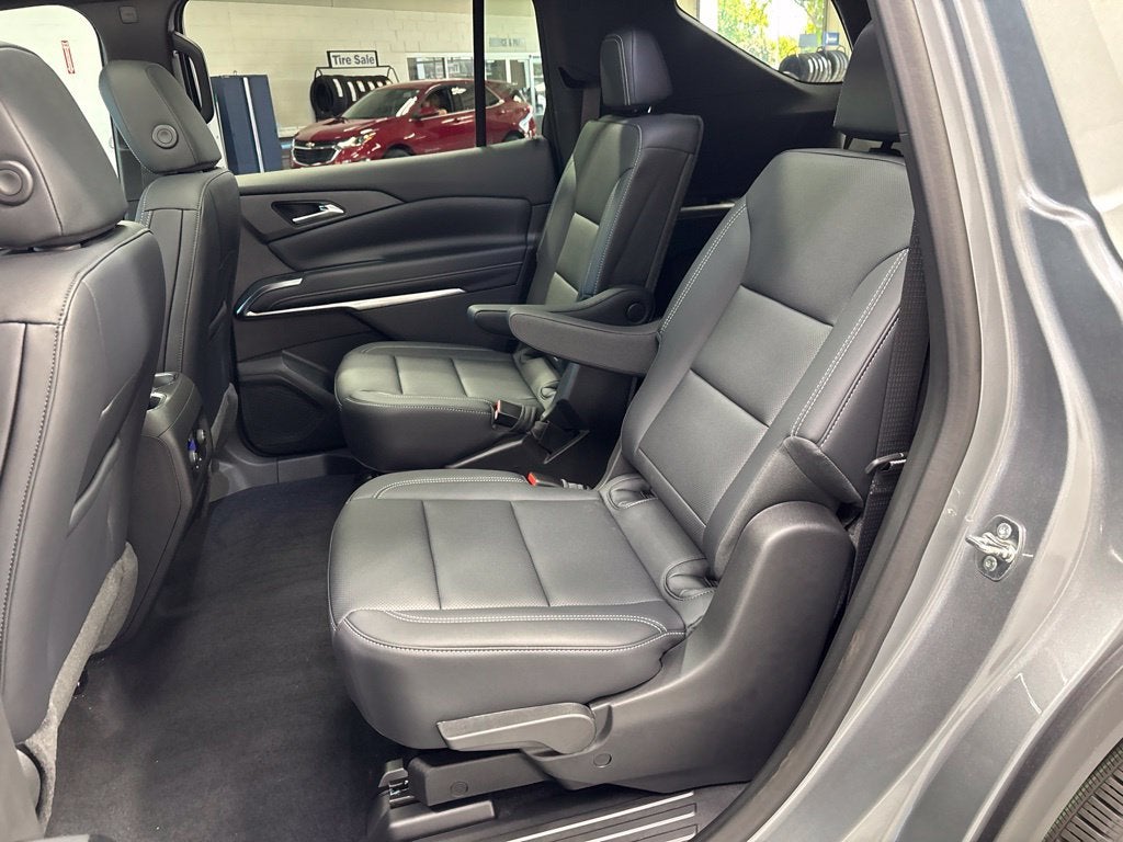 2027 Chevrolet Traverse LT 2LT