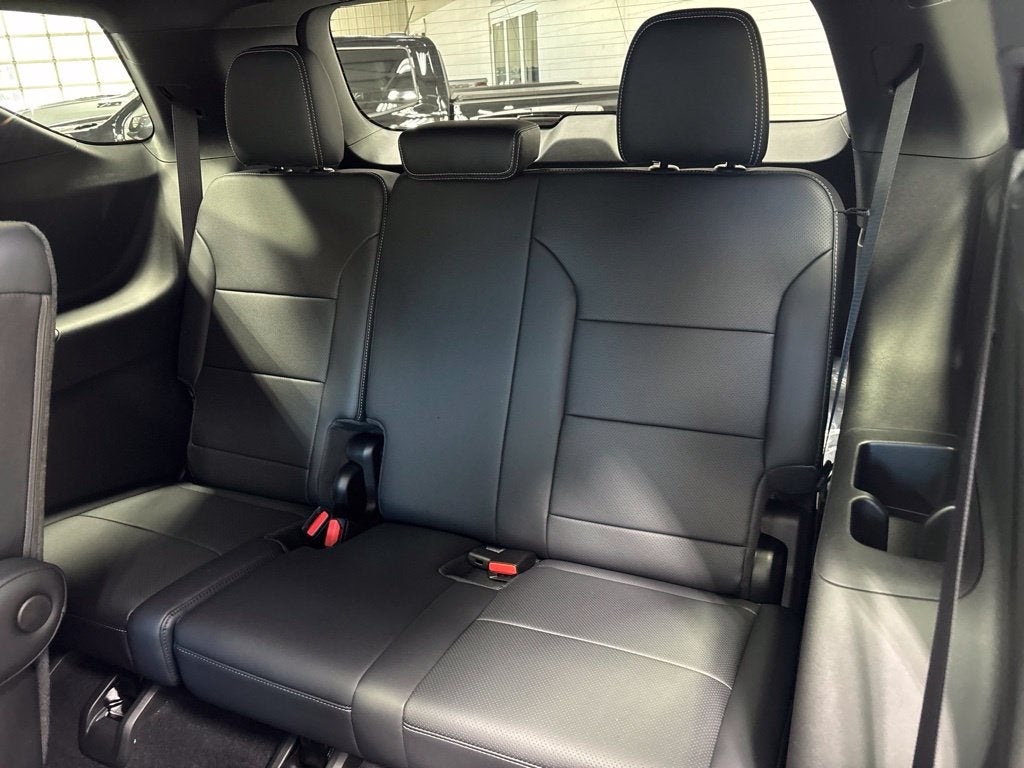 2027 Chevrolet Traverse LT 2LT