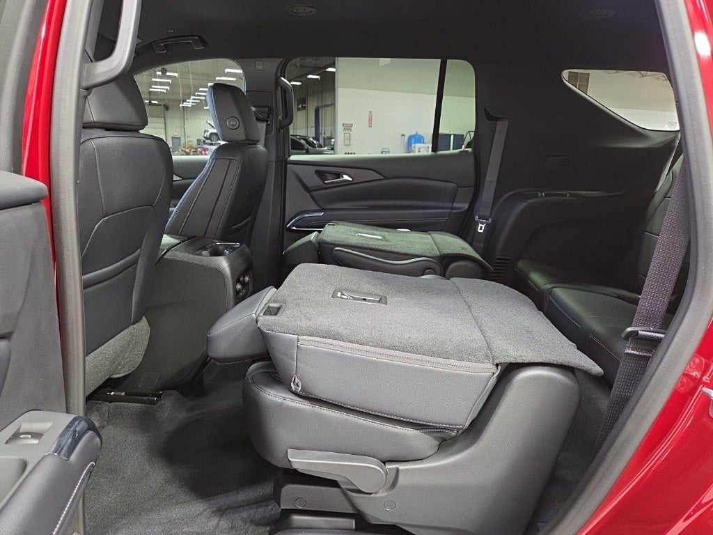 2026 Chevrolet Traverse LT 2LT