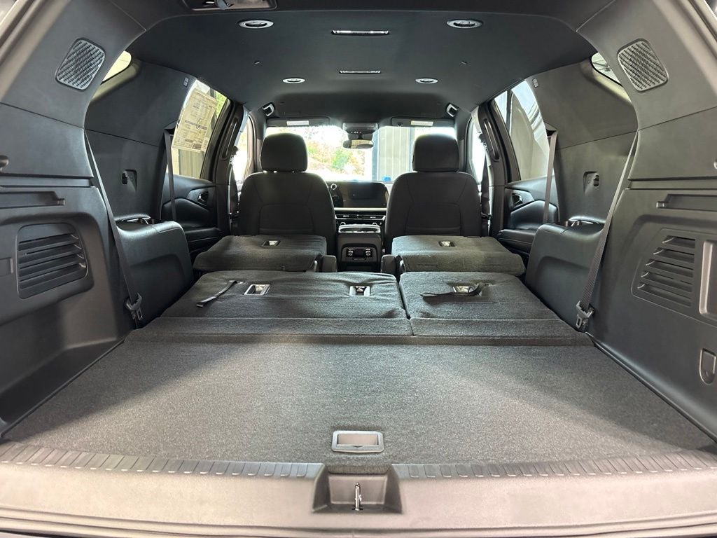 2027 Chevrolet Traverse LT 2LT