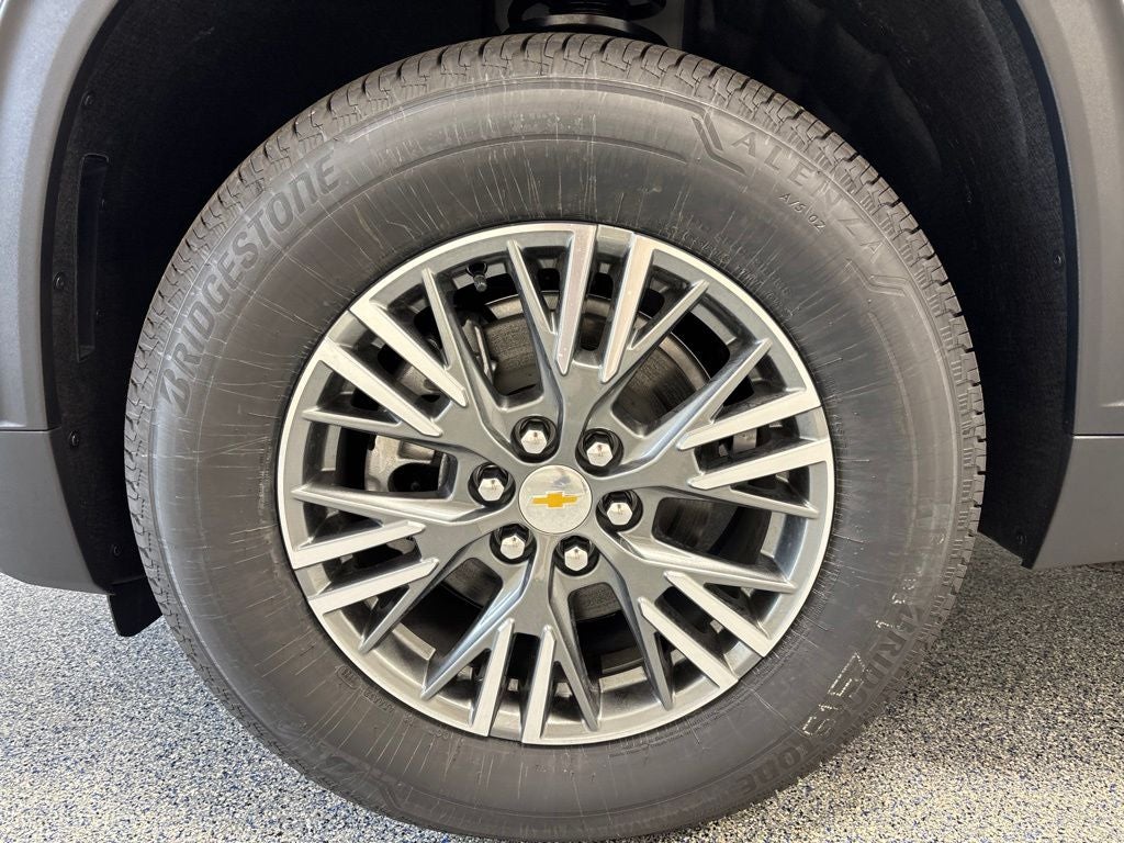 2027 Chevrolet Traverse LT 2LT