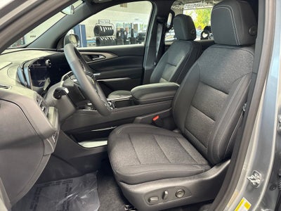 2027 Chevrolet Traverse LT 2LT