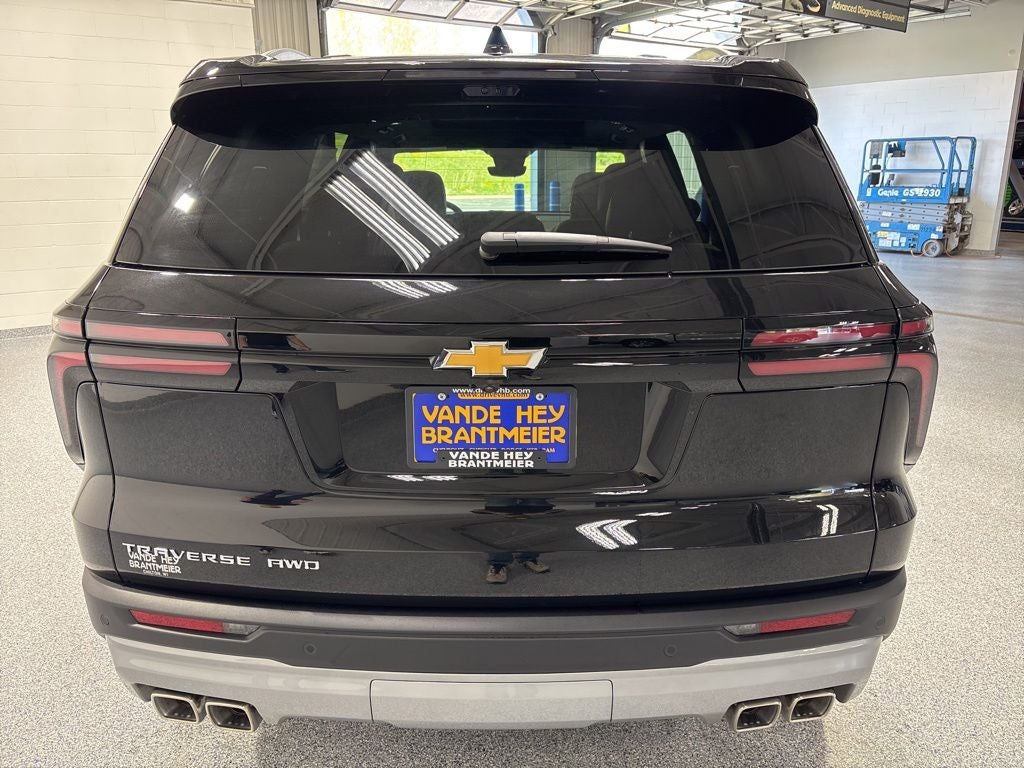 2026 Chevrolet Traverse LT 2LT