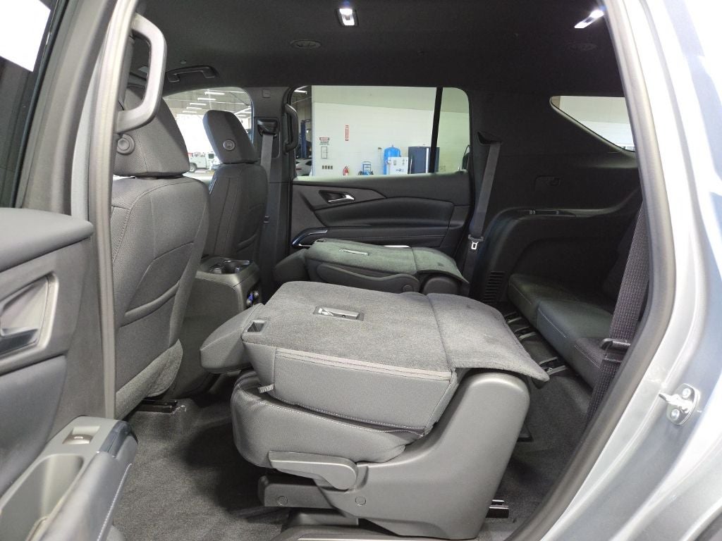 2026 Chevrolet Traverse LT 2LT