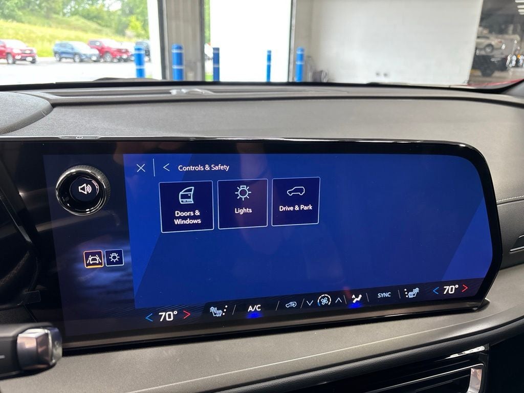 2026 Chevrolet Traverse LT 2LT
