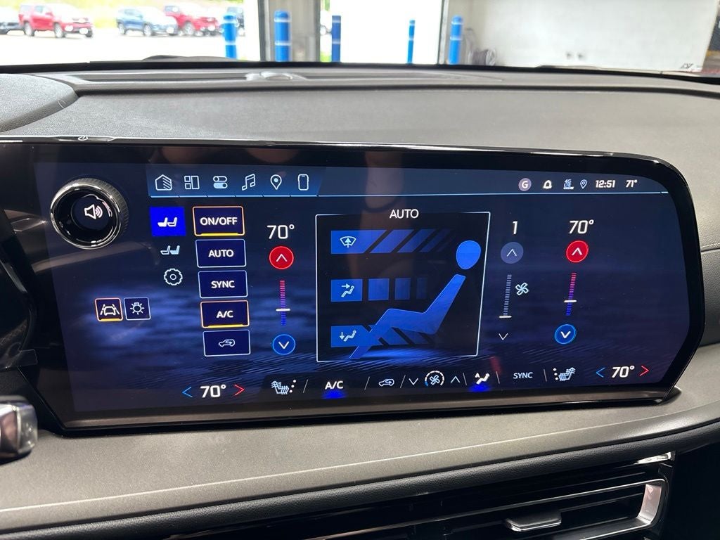 2026 Chevrolet Traverse LT 2LT