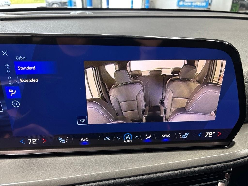 2027 Chevrolet Traverse LT 2LT