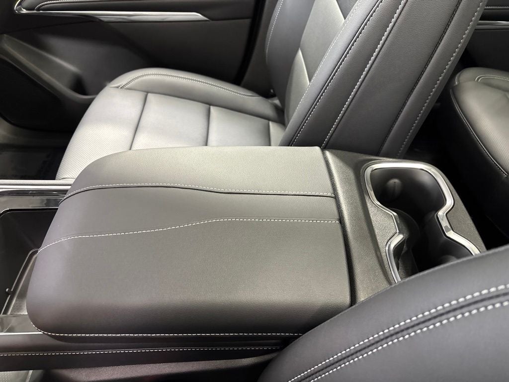 2027 Chevrolet Traverse LT 2LT