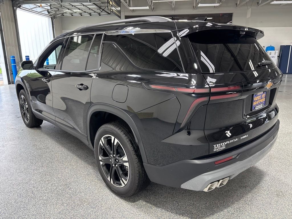 2027 Chevrolet Traverse LT 2LT