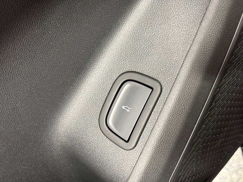 2027 Chevrolet Traverse LT 2LT