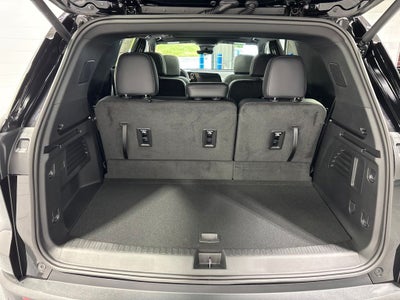 2027 Chevrolet Traverse LT 2LT