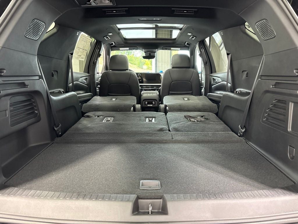 2027 Chevrolet Traverse LT 2LT