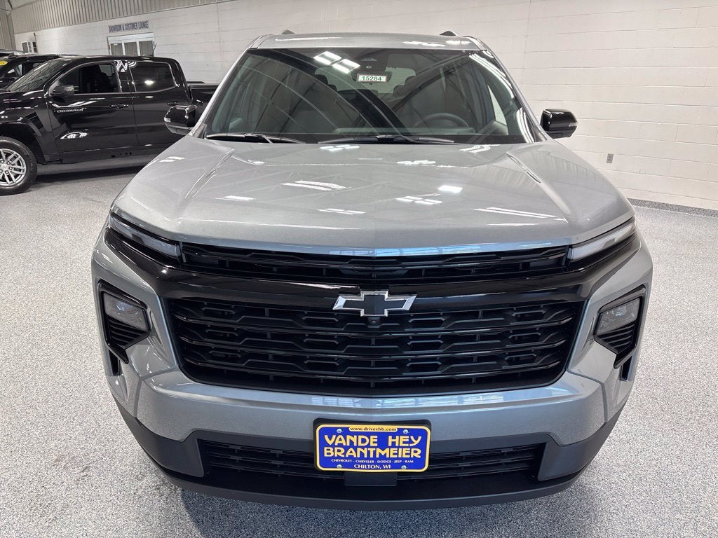2027 Chevrolet Traverse LT 2LT