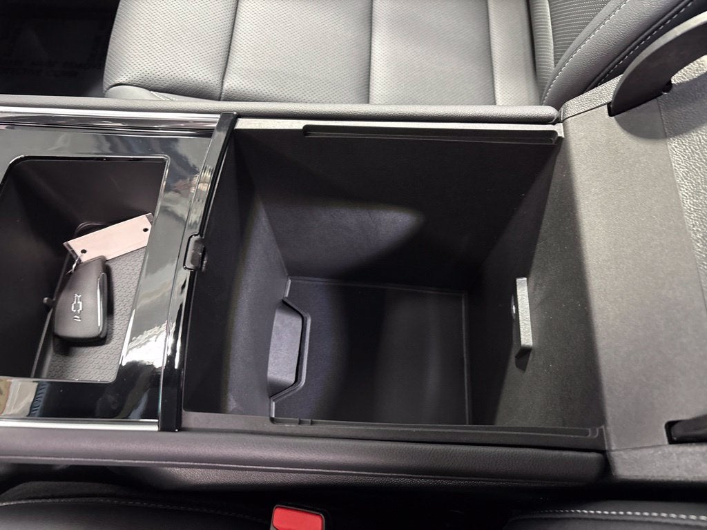 2027 Chevrolet Traverse LT 2LT