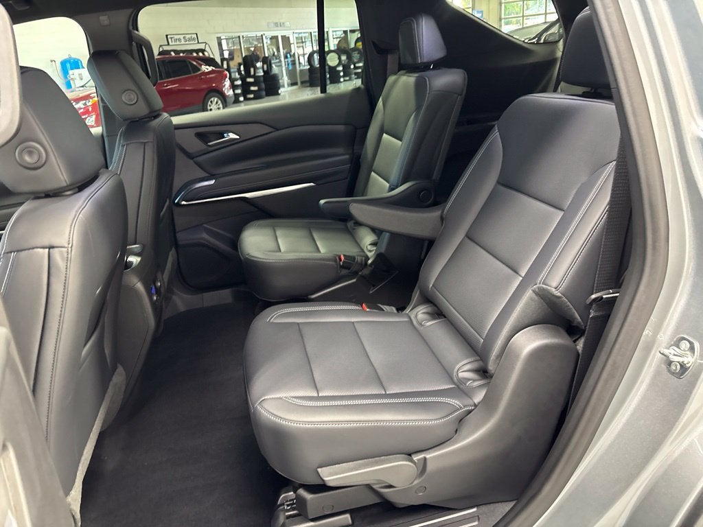2027 Chevrolet Traverse LT 2LT