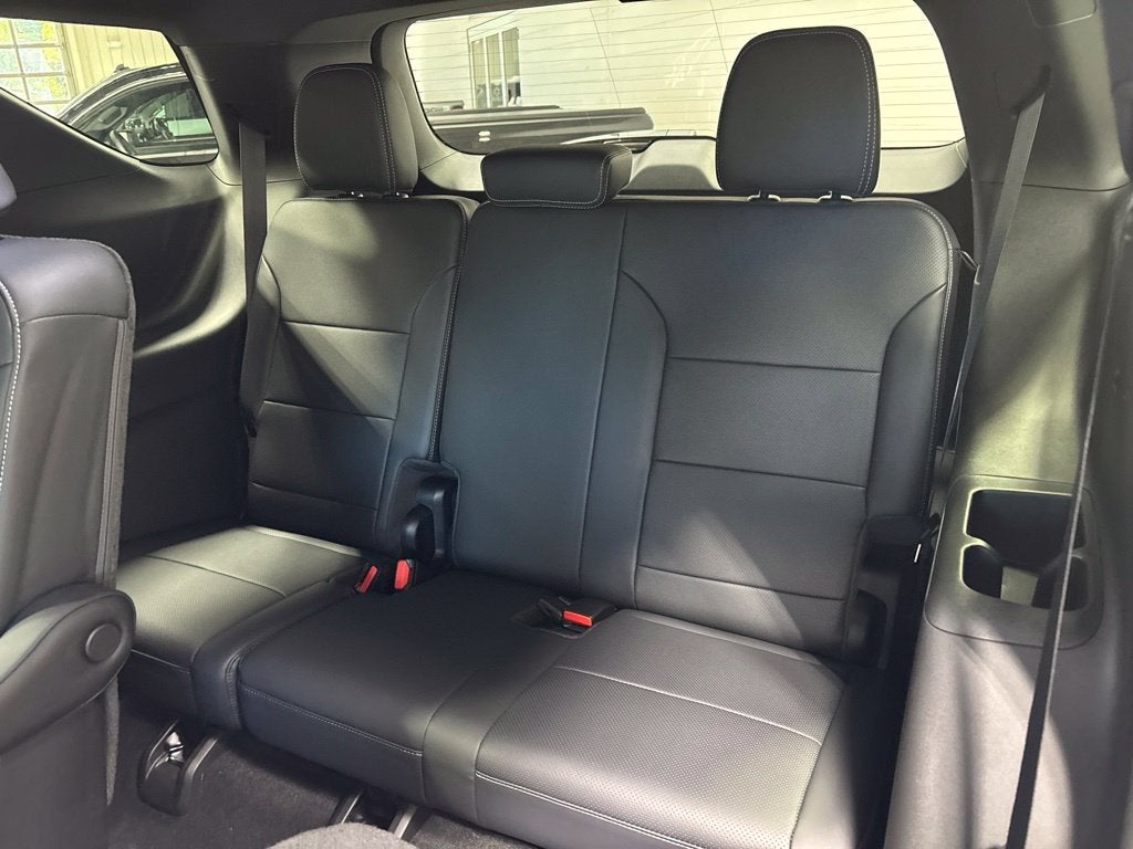 2027 Chevrolet Traverse LT 2LT