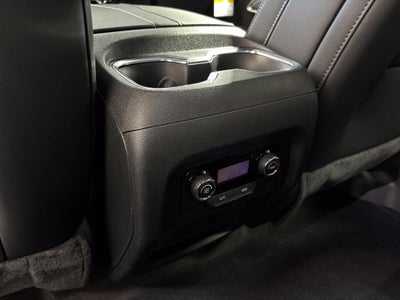 2027 Chevrolet Traverse LT 2LT