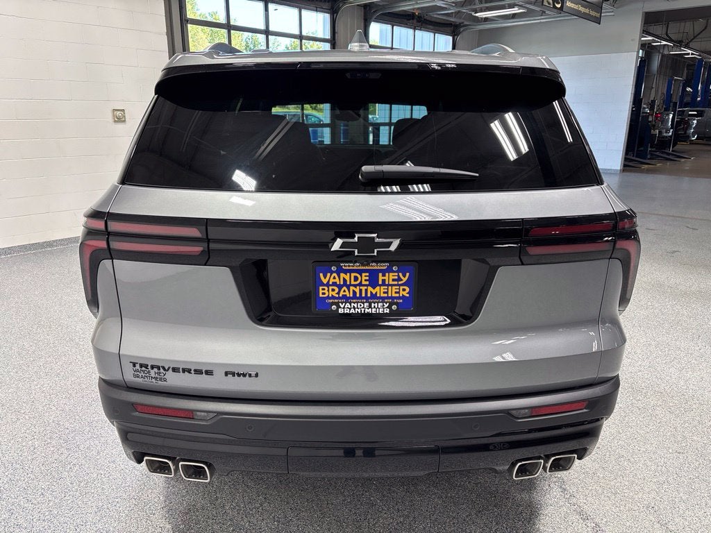 2027 Chevrolet Traverse LT 2LT