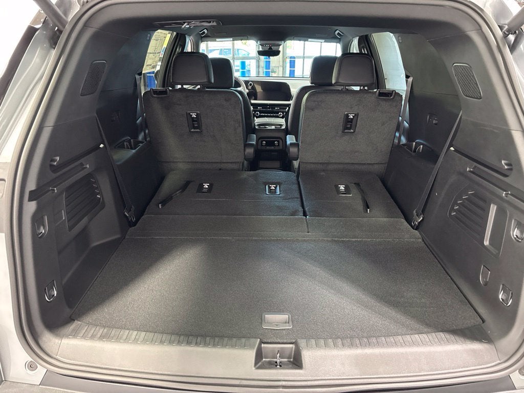 2027 Chevrolet Traverse LT 2LT