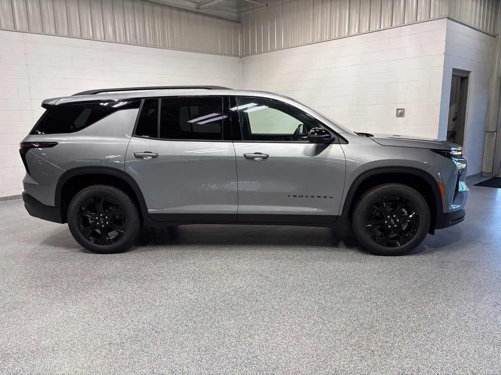 2027 Chevrolet Traverse LT 2LT