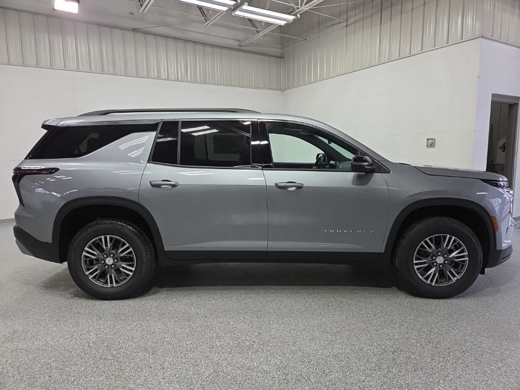 2026 Chevrolet Traverse LT 2LT