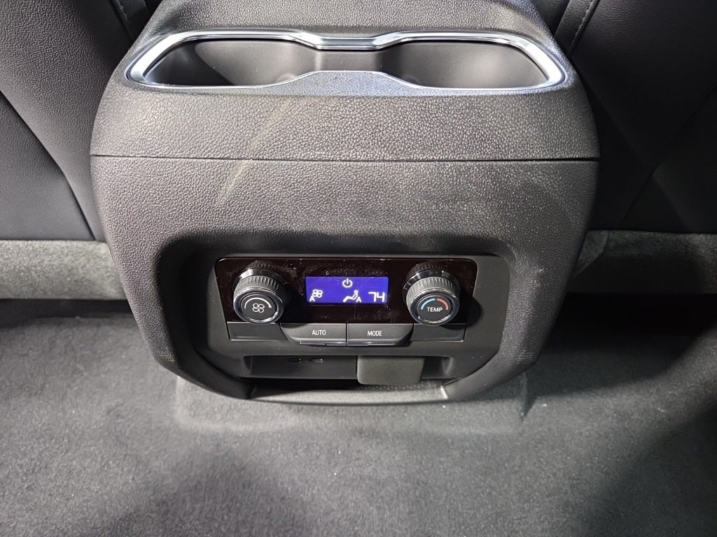 2026 Chevrolet Traverse LT 2LT