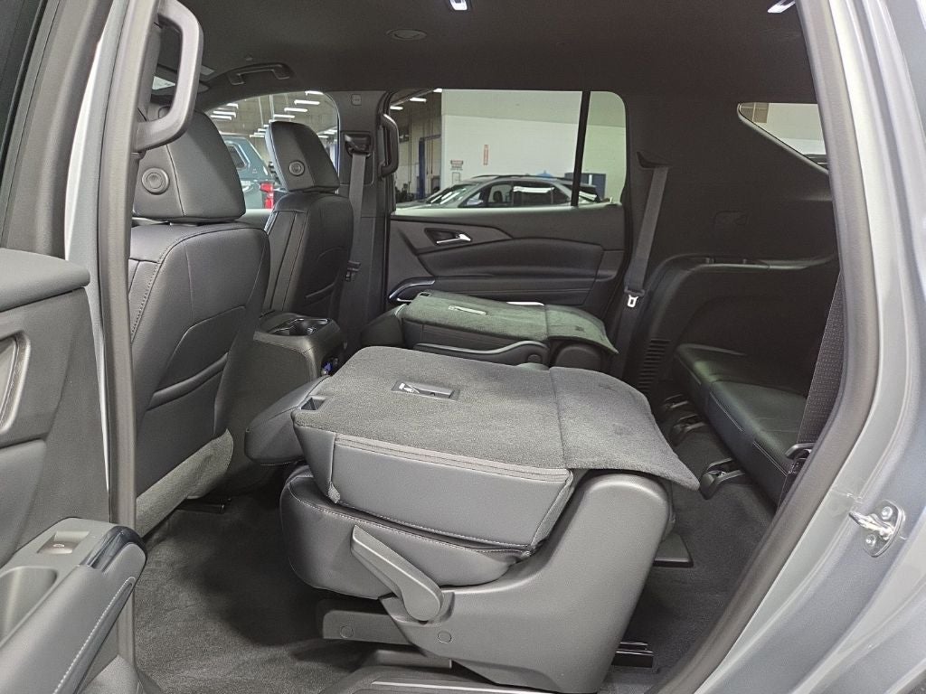 2026 Chevrolet Traverse LT 2LT