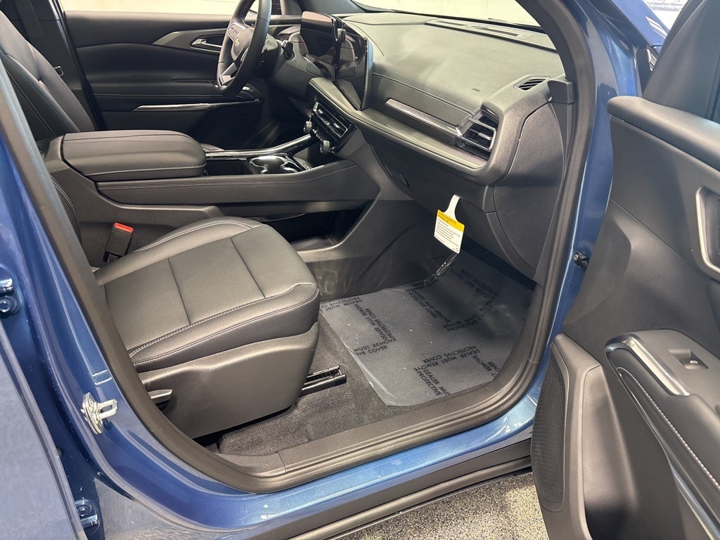 2026 Chevrolet Traverse LT 2LT