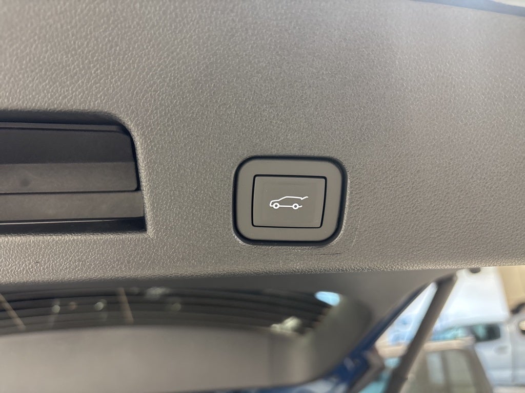 2026 Chevrolet Traverse LT 2LT