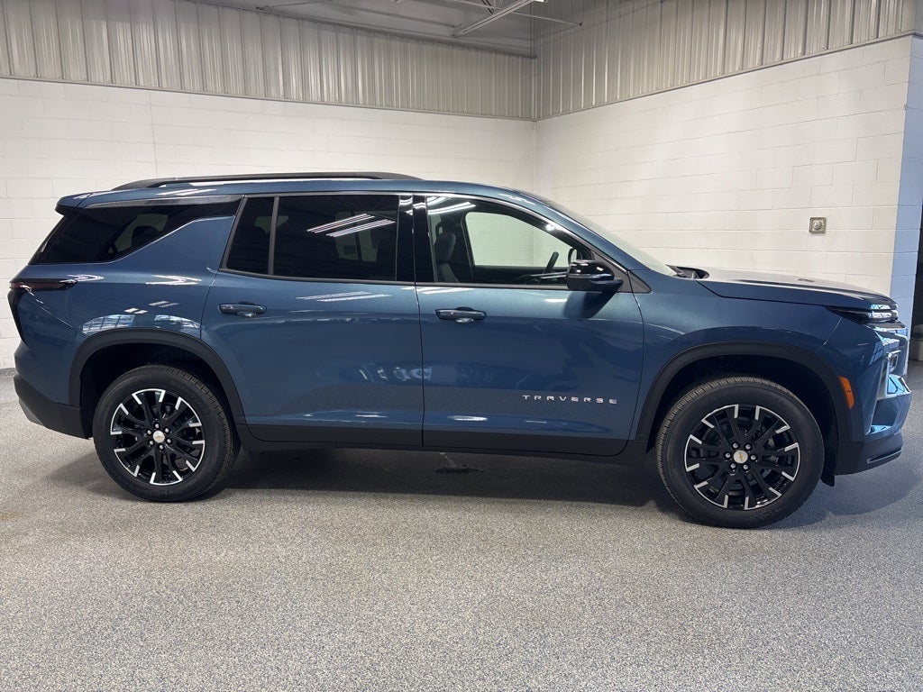 2026 Chevrolet Traverse LT 2LT