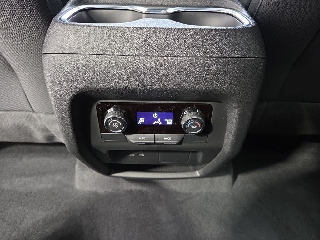 2026 Chevrolet Traverse LT 2LT