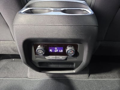 2026 Chevrolet Traverse LT 2LT