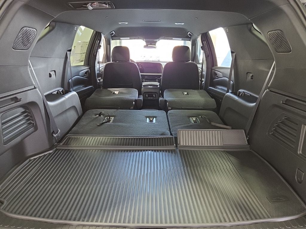 2026 Chevrolet Traverse LT 2LT