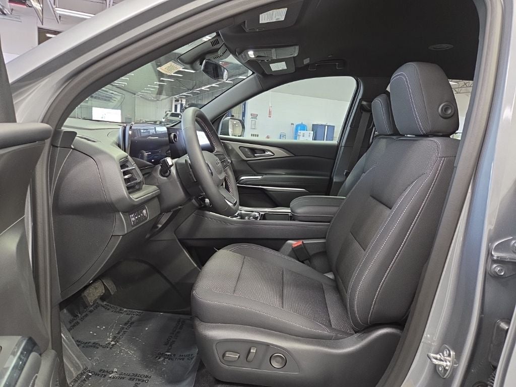 2026 Chevrolet Traverse LT 2LT