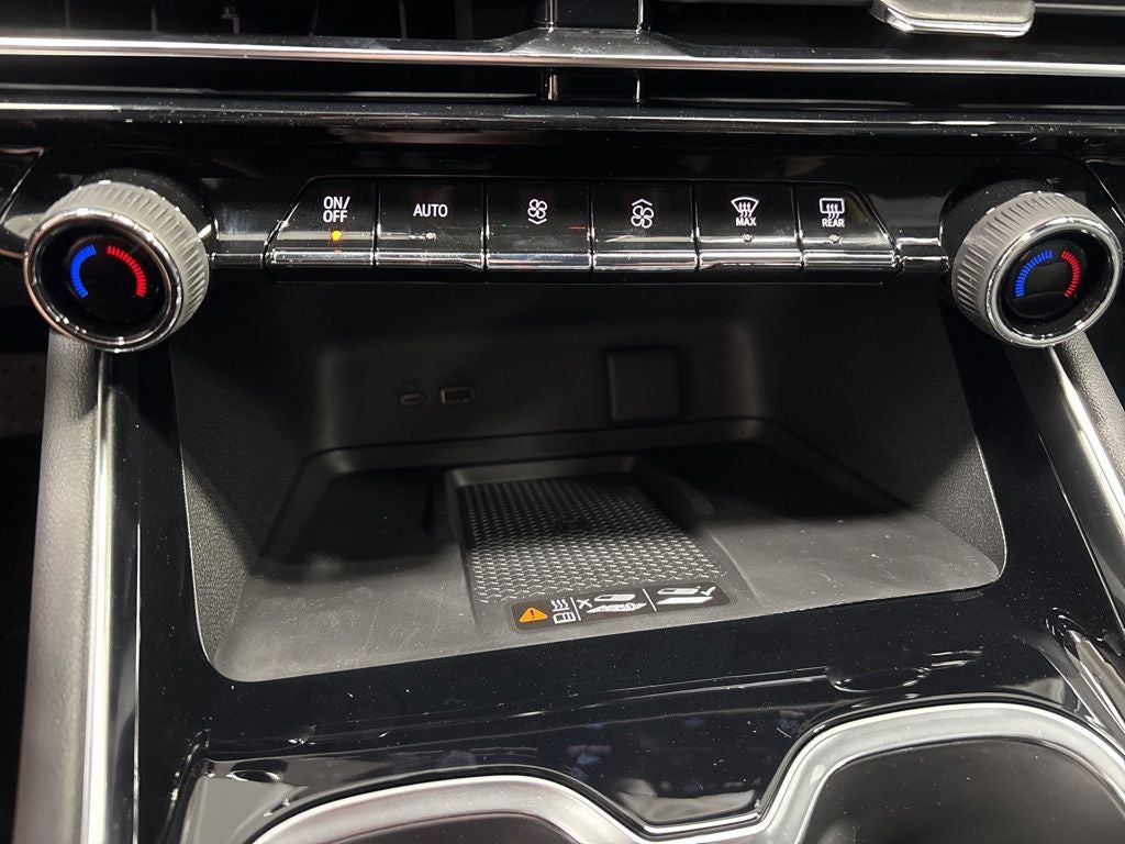 2026 Chevrolet Traverse LT 2LT