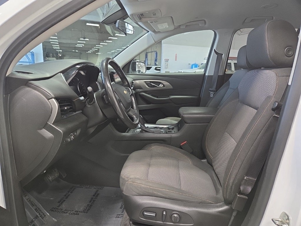 2018 Chevrolet Traverse LT Cloth w/1LT