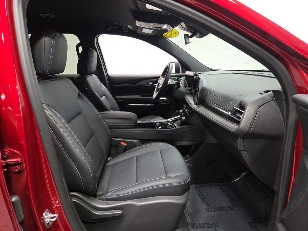 2025 Chevrolet Traverse LT 2LT