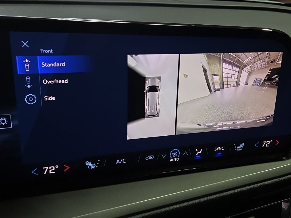 2025 Chevrolet Traverse LT 2LT