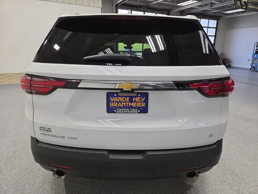 2023 Chevrolet Traverse LT Leather