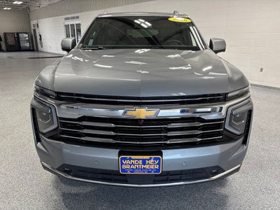 2026 Chevrolet Suburban LT