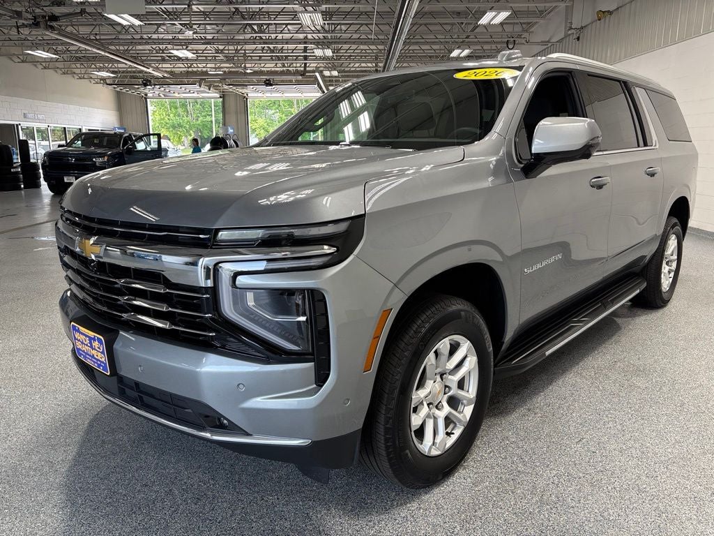 2026 Chevrolet Suburban LT