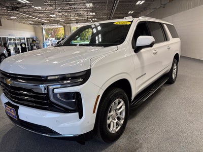 2026 Chevrolet Suburban LT