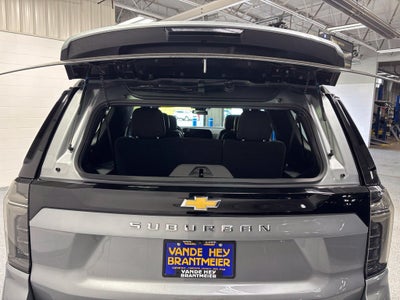 2026 Chevrolet Suburban LT