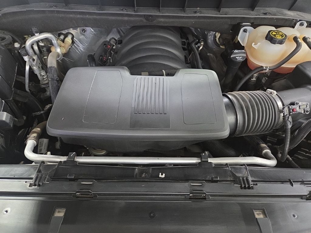 2023 Chevrolet Suburban LS