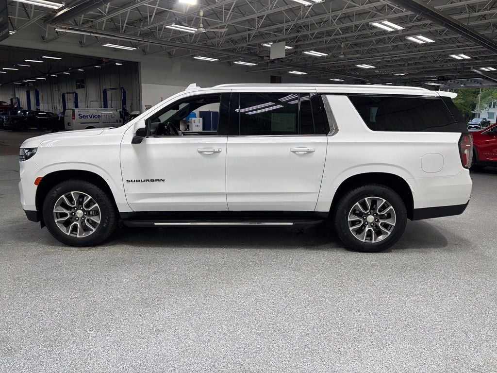 2022 Chevrolet Suburban LT