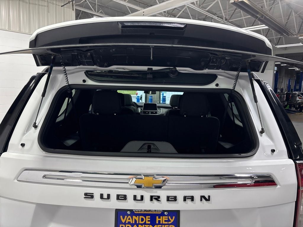 2022 Chevrolet Suburban LT