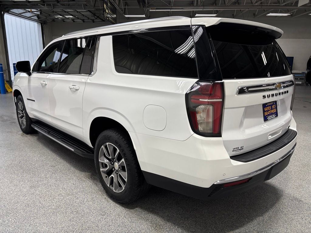 2022 Chevrolet Suburban LT